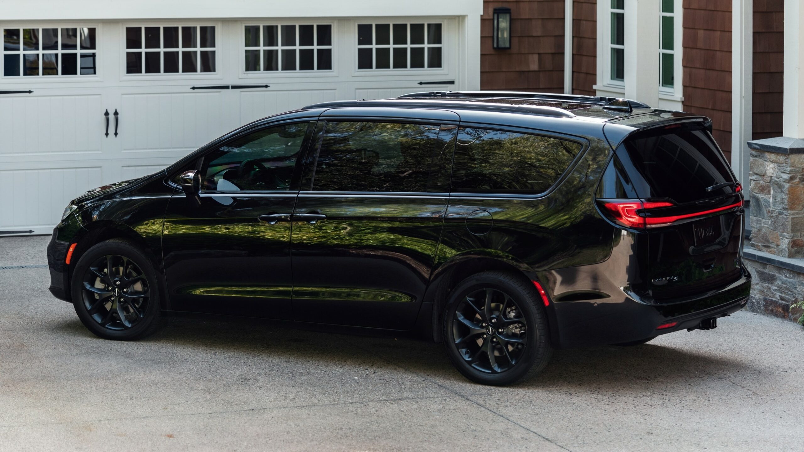 Chrysler Reinvents The Minivan Again With New 2021 Chrysler Pacifica Moparinsiders