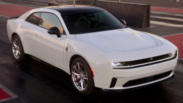 Dodge CEO Doesn’t Deny Possible Future V8 Return For Charger