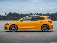 Ford-Focus_ST-2020-800-37.jpg