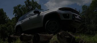 2022-All-New-Grand-Cherokee-Reveal-Slider-Desktop.jpg