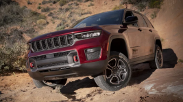 Jeep® Announces Pricing For The All-New 2022 Grand Cherokee (WL74):