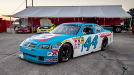 This Retro-Themed 2009 Dodge Charger NASCAR Cup Car Went Unsold At Auction!