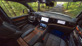 Jeep® Grand Wagoneer Named One Of Ward’s 10-Best Interiors & UX For 2022!