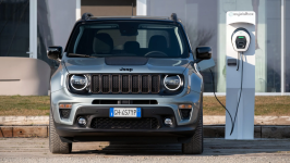 Jeep® Continues To Dominate LEV Market In Italy With 4xe Lineup!