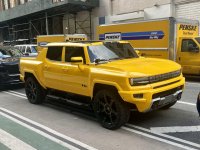 gmc-hummer-ev-spotted-outside-rocnation-office-in-nyc-it-v0-caq2utfa1jn91.jpg