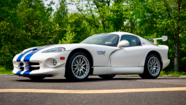 AUCTION: 1998 Dodge Viper GTS GT2 Championship Edition