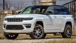 2024 Jeep Grand Cherokee 4xe-5.jpeg