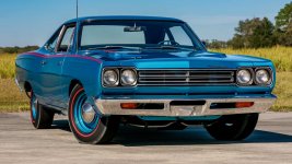 1969 Plymouth HEMI® Road Runner Coupe. (Mecum). - 6.jpeg