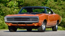 1970 Dodge Charger R-T SE in Vitamin C. (Mecum). - 6.jpeg