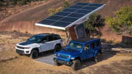 2023-Jeep®-Grand-Cherokee-Trailhawk-4xe-and-2023-Jeep-Wrangler-Rubicon-4xe.-Jeep..jpeg