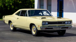 Rare 1969 Dodge Coronet HEMI Super Bee 4-Speed Goes To Auction