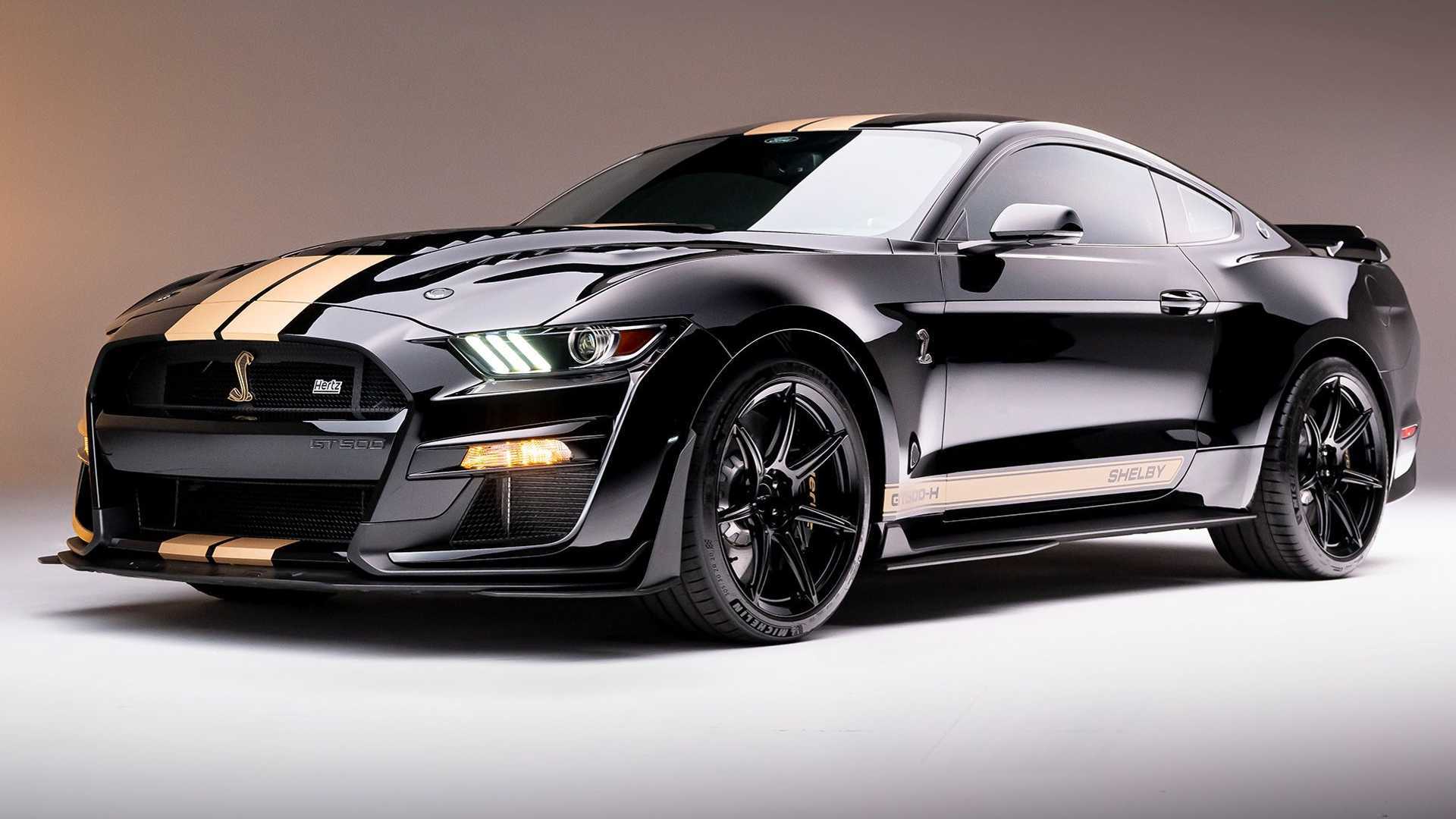 www.motor1.com