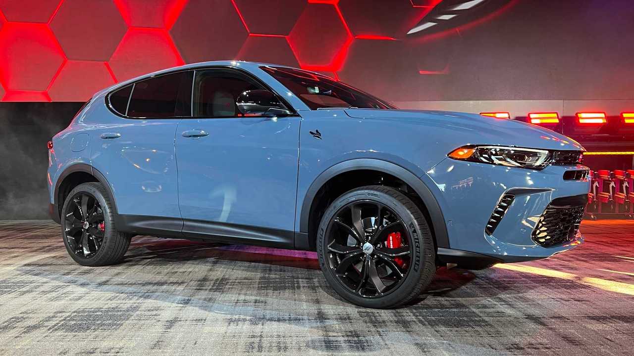 2023-dodge-hornet-gt.jpg