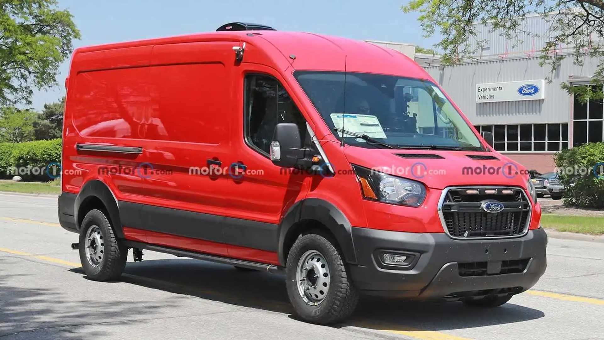 www.motor1.com