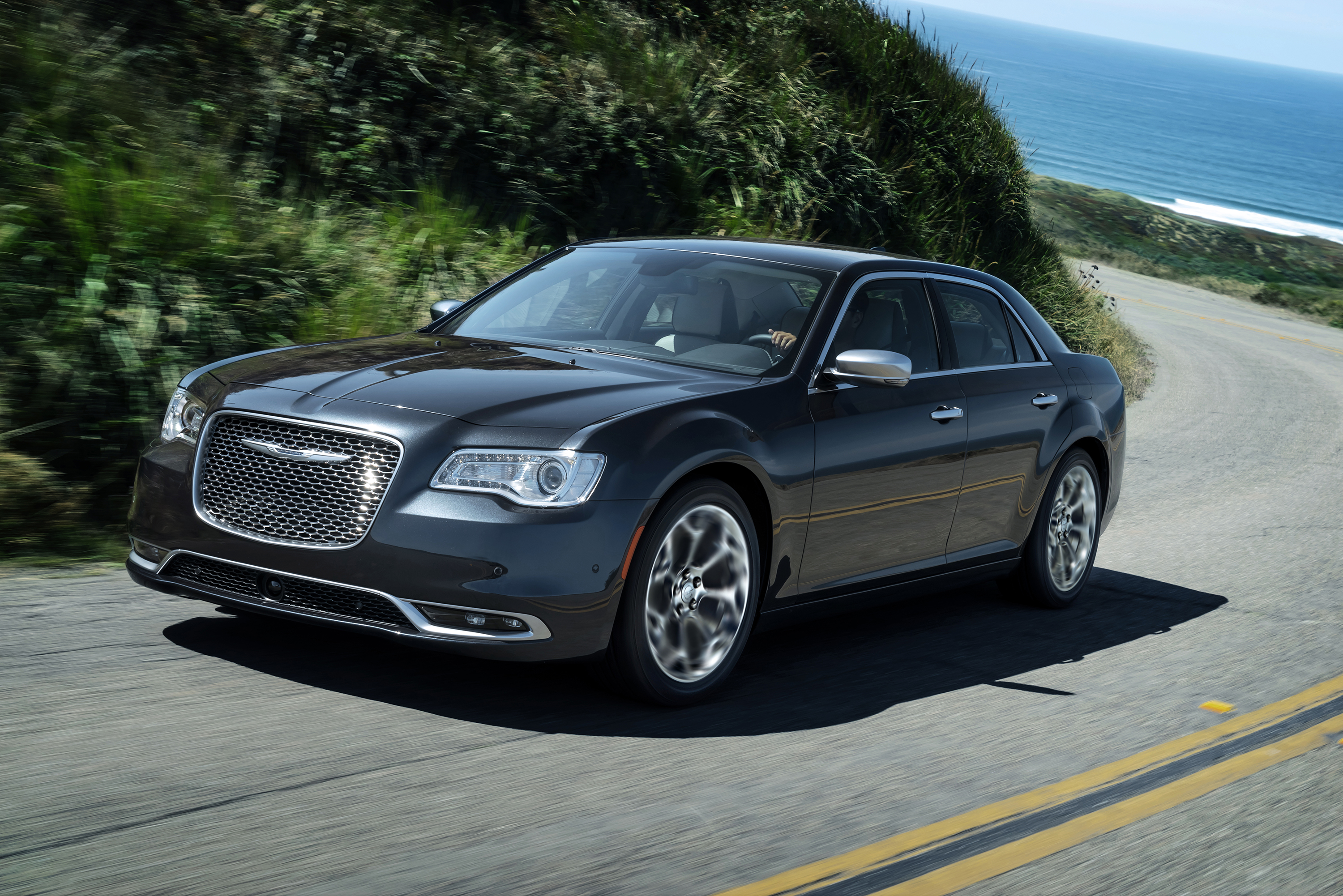Chrysler 300 Returns To Service For The 2019 Model Year