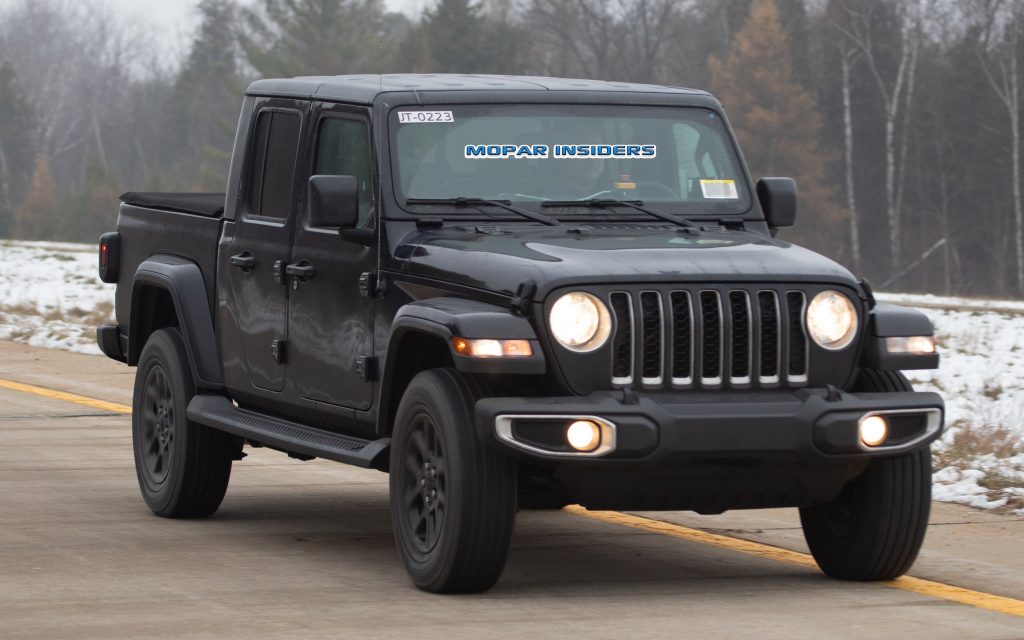 caught the 2020 jeep® gladiator overland on the streets