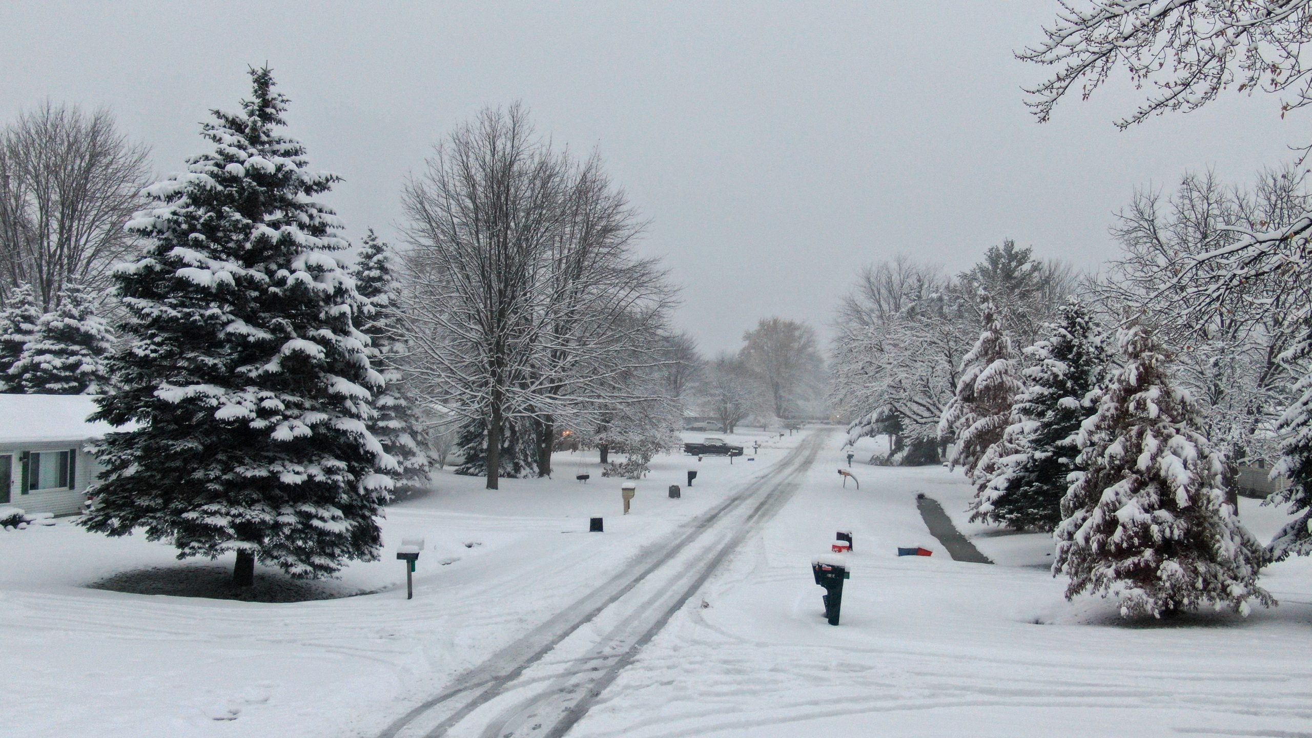 Metro Detroit First Snowfall Of 2019. (MoparInsiders).