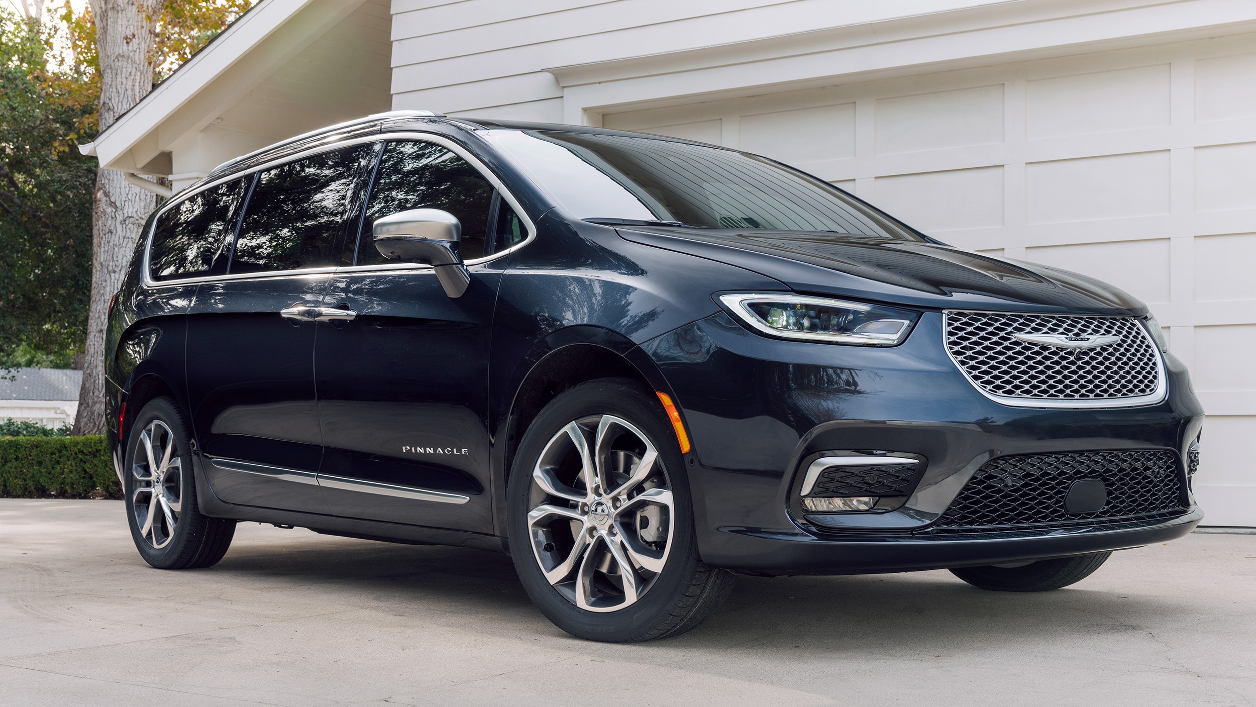 Chrysler Reinvents The Minivan Again, With New 2021 Chrysler Pacifica ...