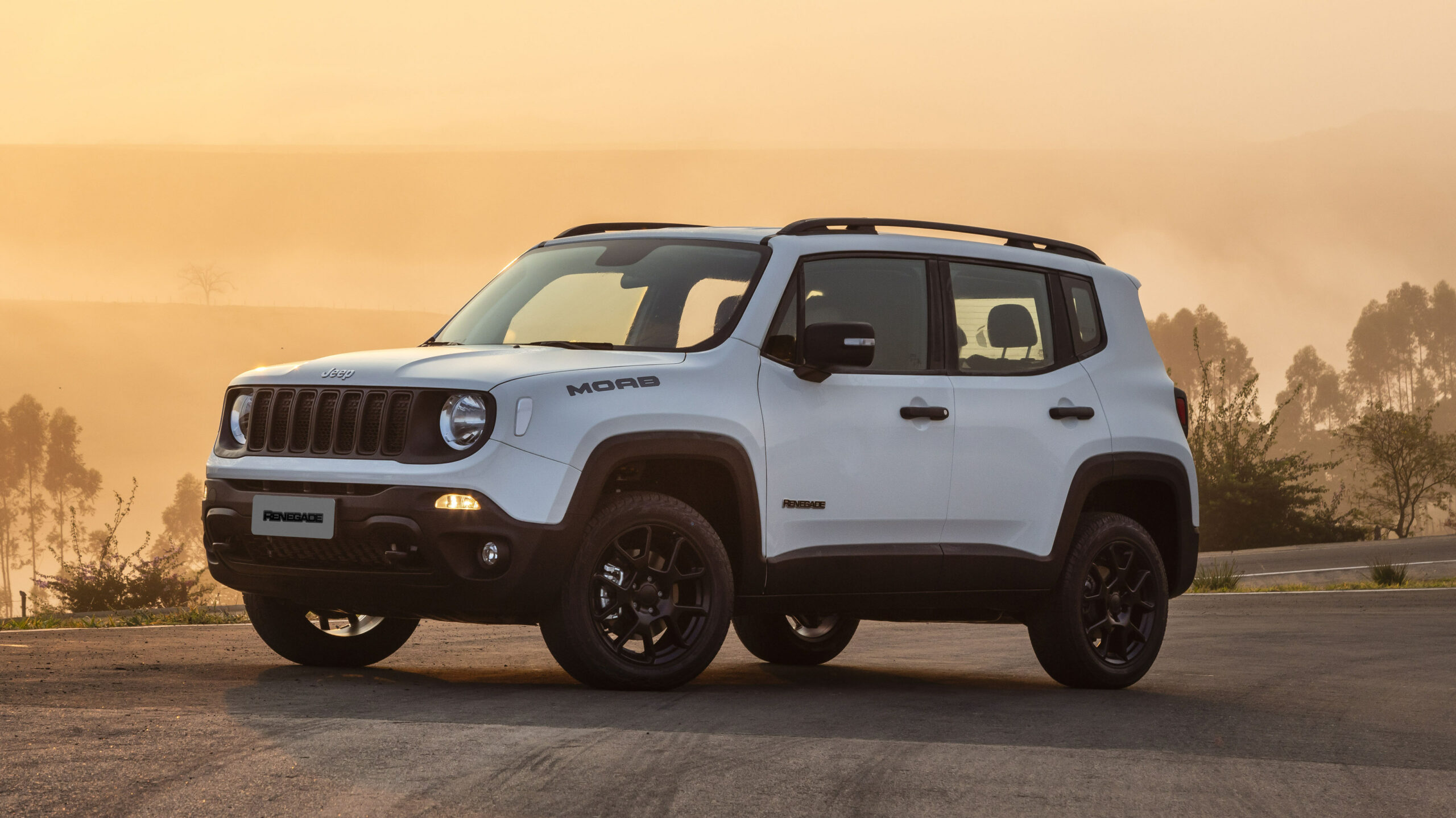 Jeep® Brazil Celebrates Best Month Ever With Renegade Lineup ...