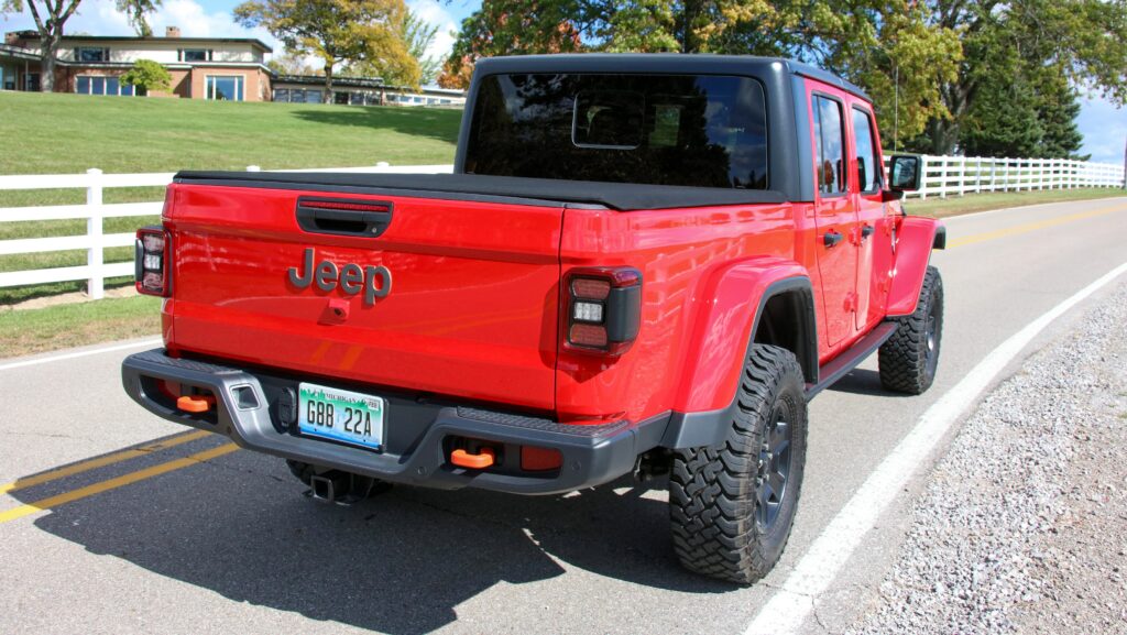 2021 Jeep® Gladiator Mojave. (MoparInsiders).