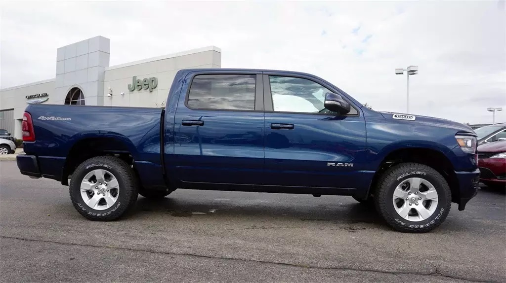 2021 Ram 1500 Big Horn North Edition Crew Cab 4x4. (Kings CDJR).