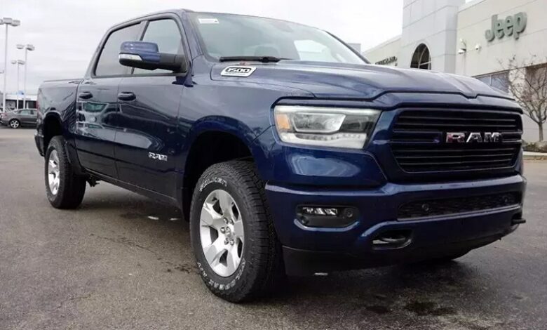 2021 Ram 1500 Big Horn North Edition Crew Cab 4x4. (Kings CDJR).