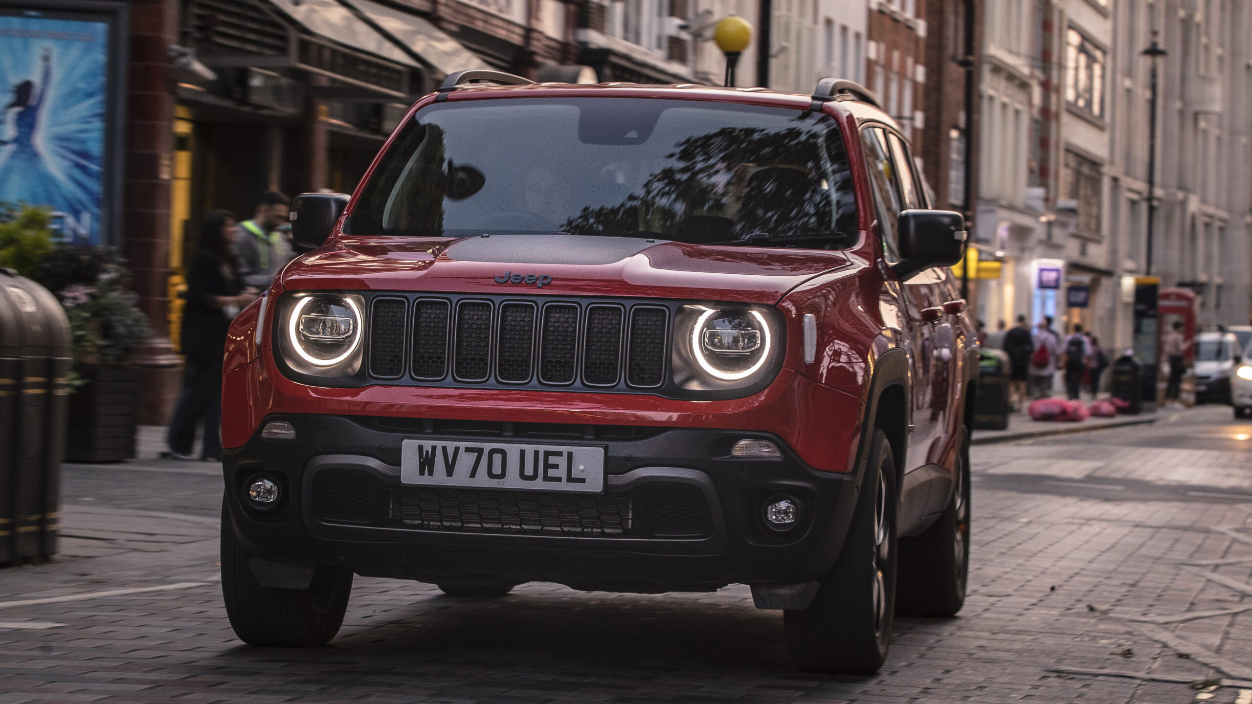 2020 Jeep® Renegade Trailhawk 4xe. (Jeep).