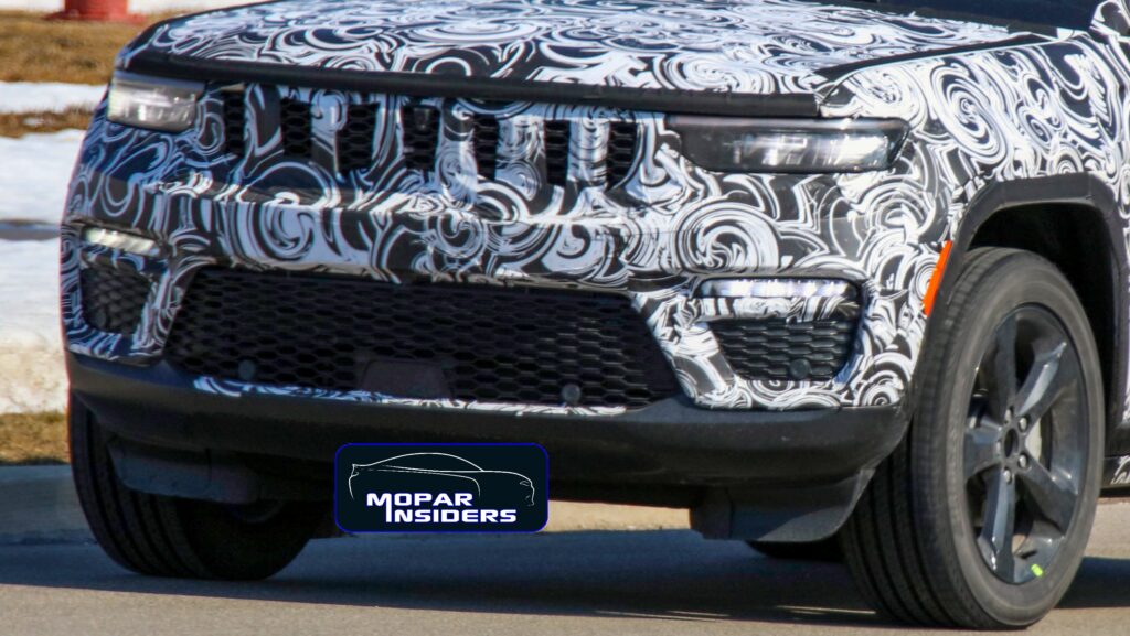 2022 Jeep® Grand Cherokee Limited (WL74) Tester.(MoparInsiders).