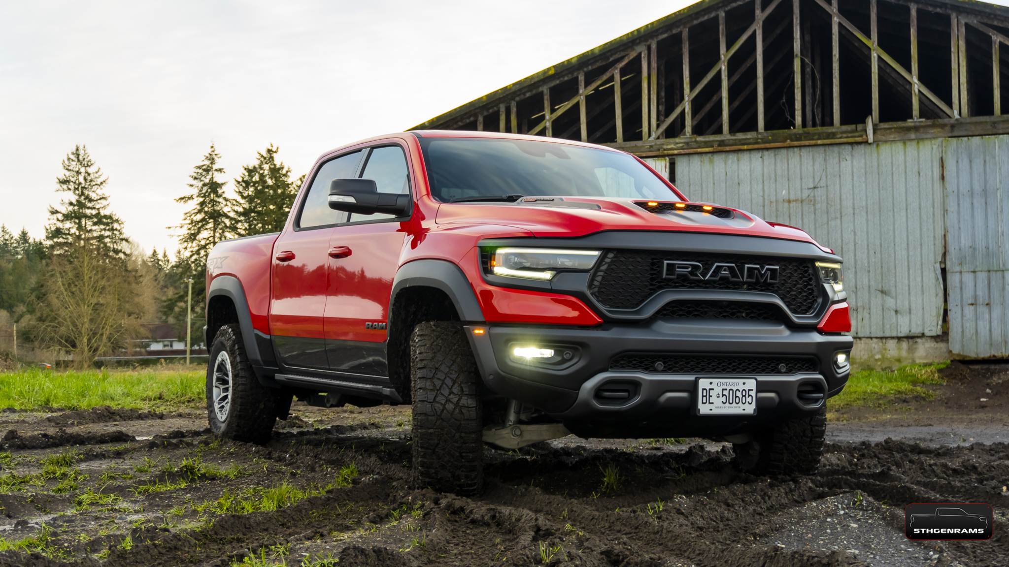 2023-ford-f-150-raptor-r-vs-2023-ram-1500-trx-massive-off-road