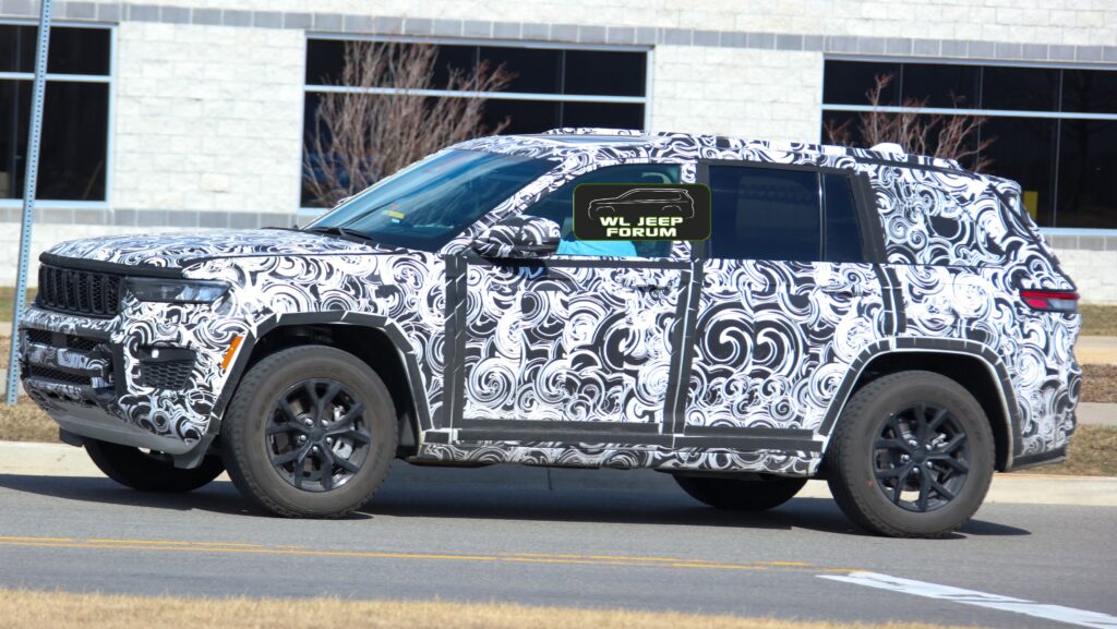 2022 Jeep® Grand Cherokee Overland Off-Road (WL74). (WLJeepForum).