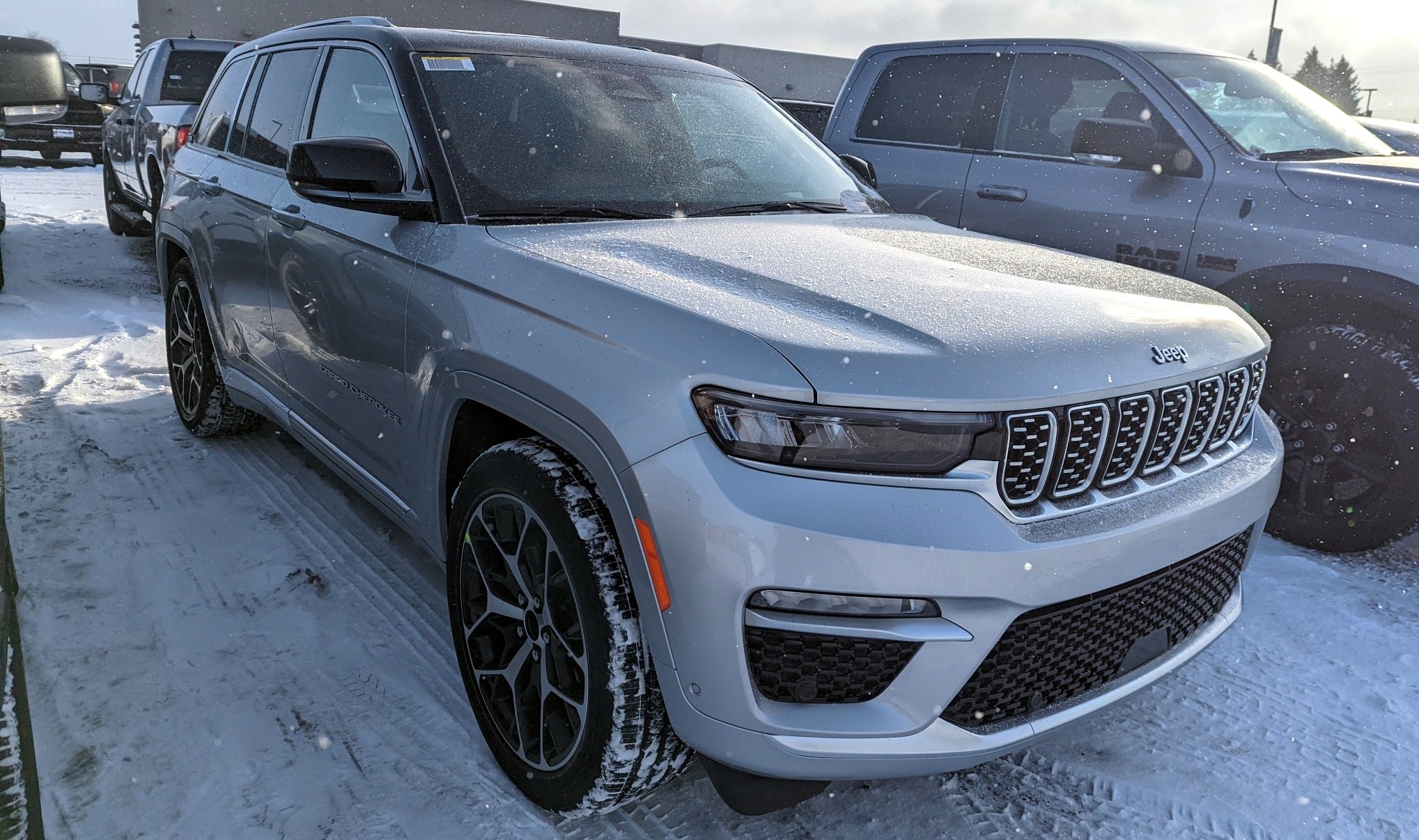 Cab Top & A-Pillar Kit |JEEP GRAND CHEROKEE WL SUMMIT 2022 Cab Top & A-Pillar Kit |JEEP GRAND CHEROKEE WL SUMMIT 2022