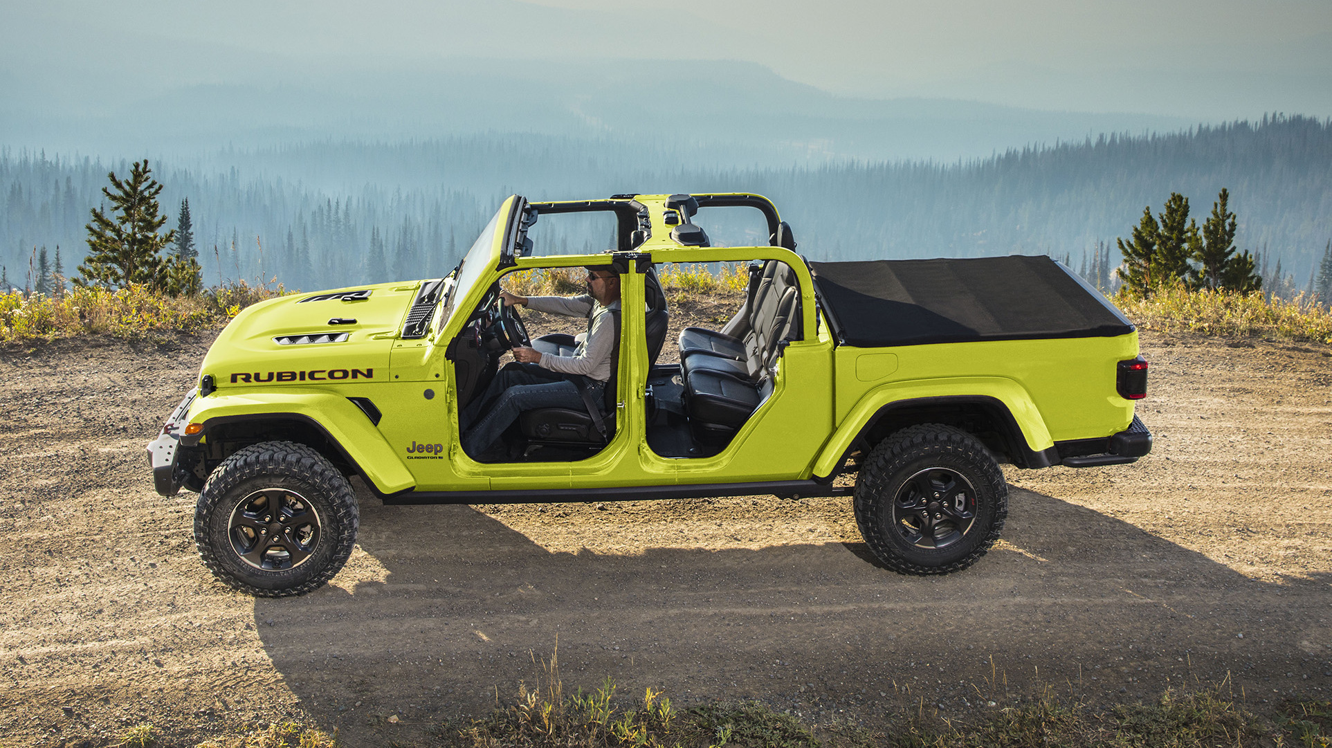 Yellow jeep store