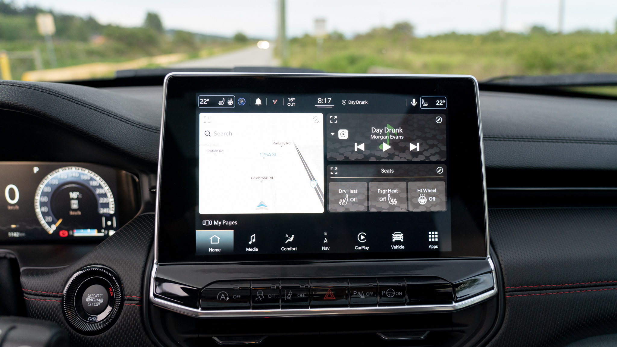 2022 Jeep Compass interior