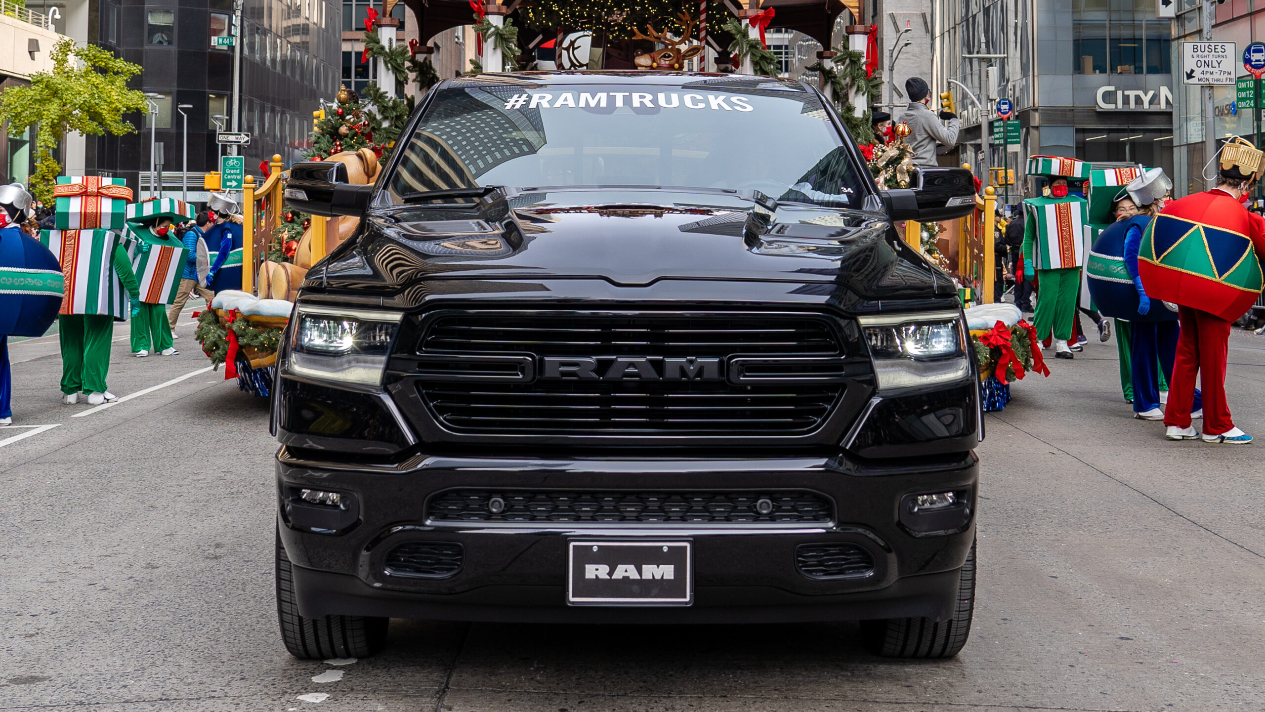 Ram Is The Official Truck of the 97th Annual Macy’s Thanksgiving Day ...