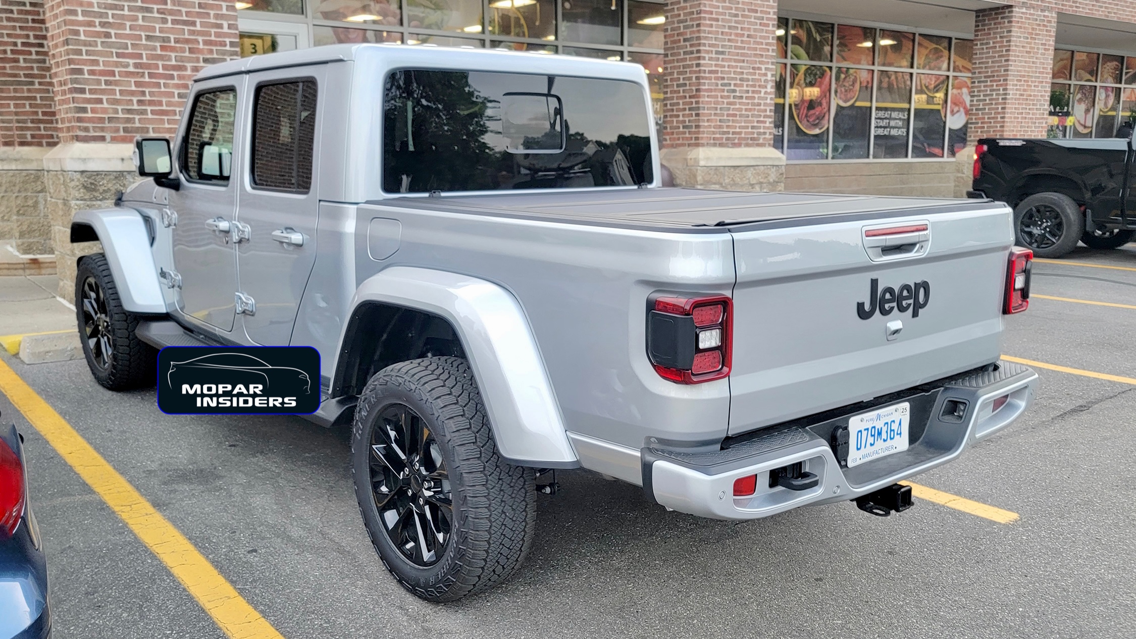 Jeep® Introduces 2024 Gladiator NightHawk Limited Edition - MoparInsiders