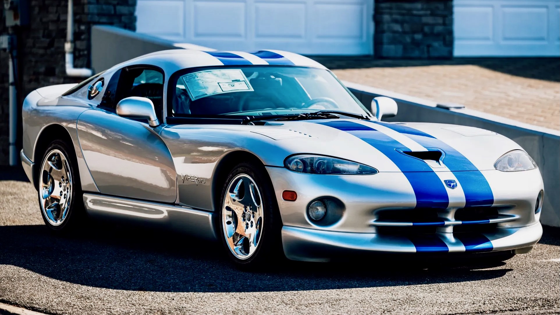 Auction: 79-mile 1999 Dodge Viper Gts Coupe - Moparinsiders