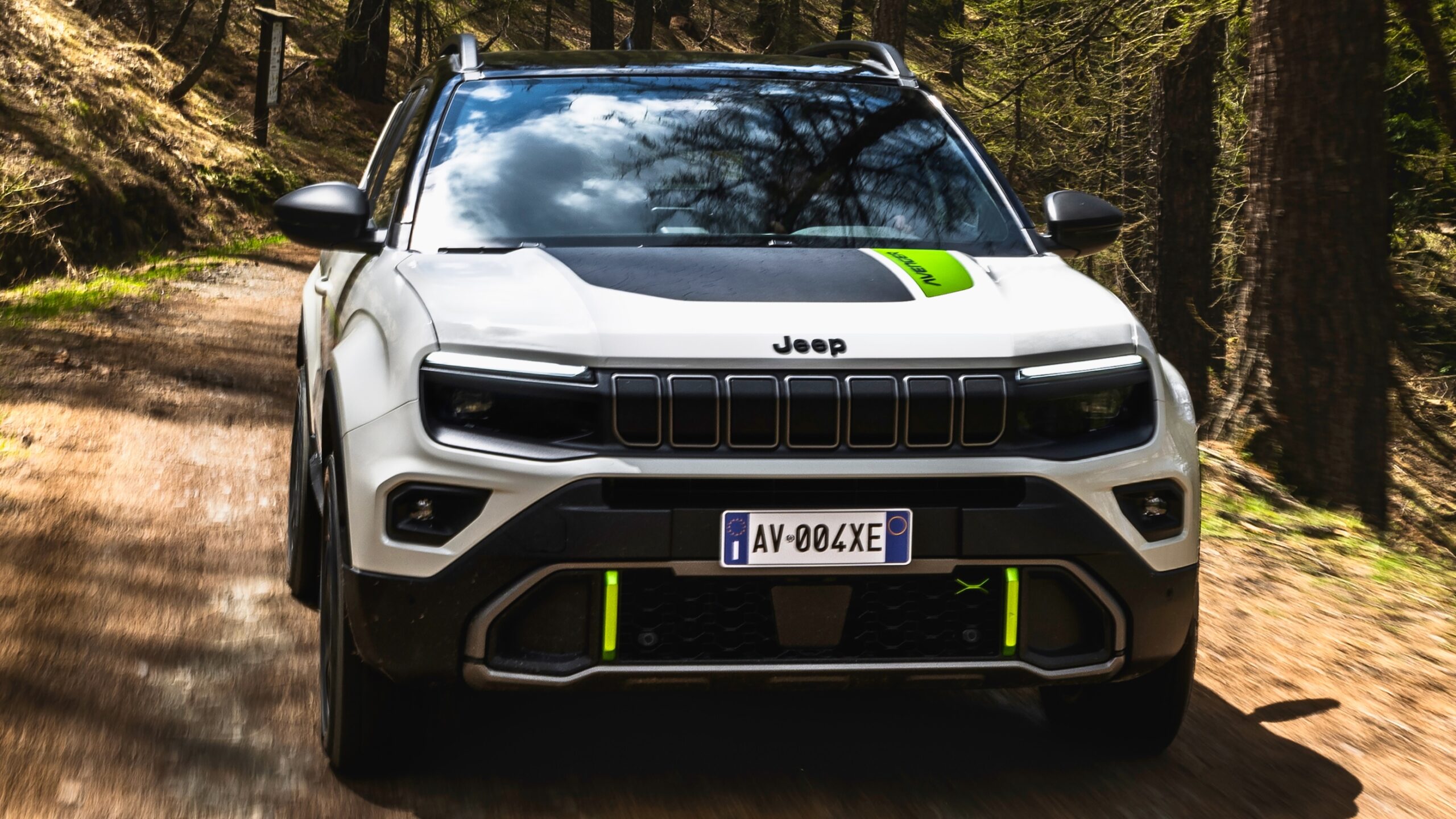 Jeep® Unveils Its OffRoadOriented Avenger 4xe For Europe MoparInsiders