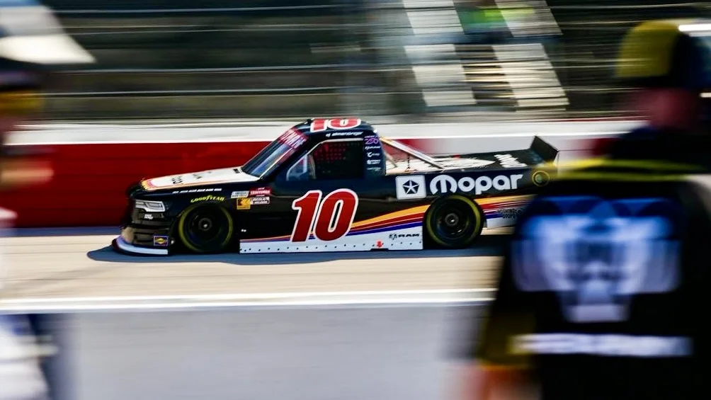 a230-10】ナスカー AJアルメンディンガー/エリック・アルミローラ #43 A.J. Allmendinger Returns To Ram For Watkins Glen Truck Race