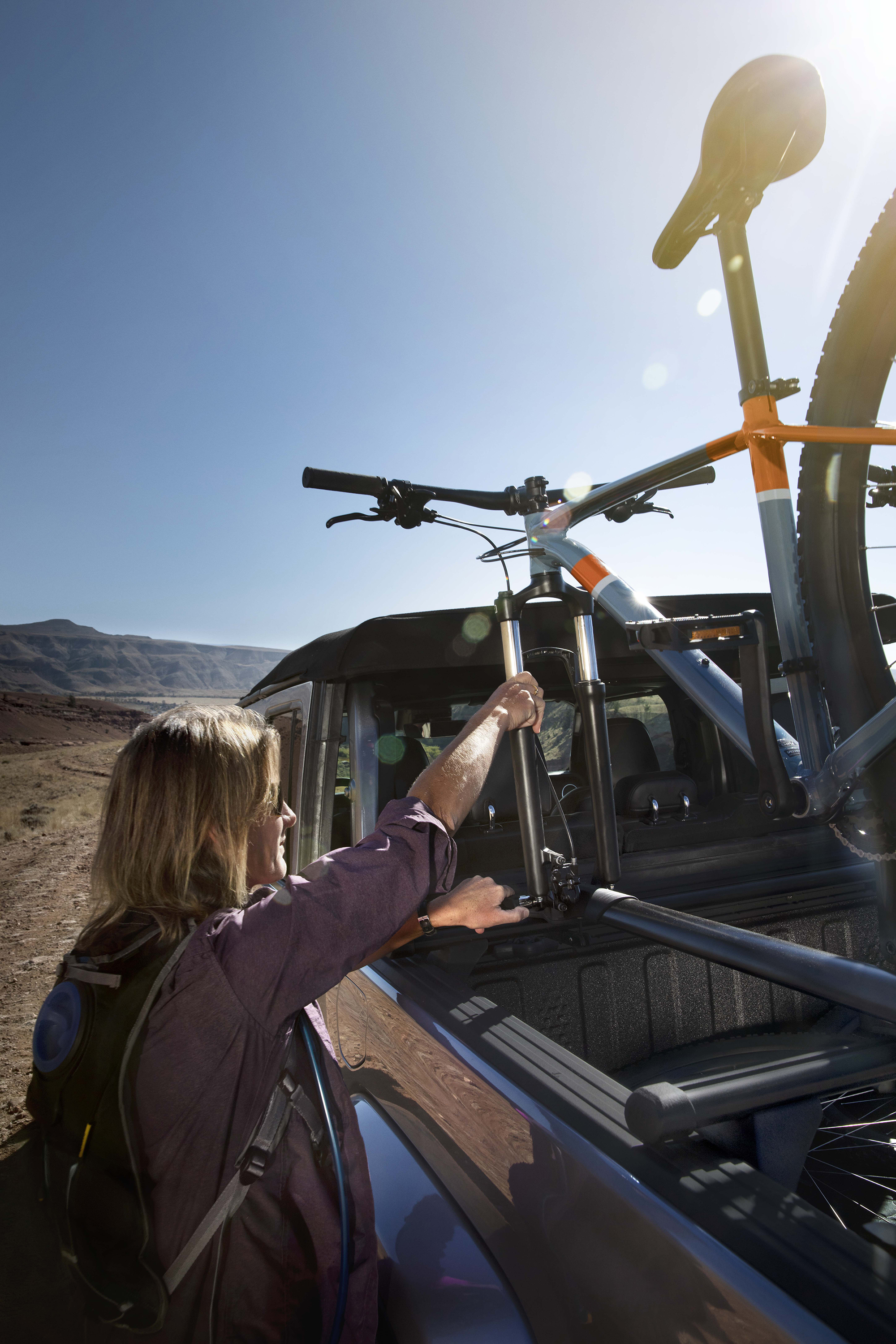 Mopar bicycle carrier for all-new 2020 Jeep® Gladiator
